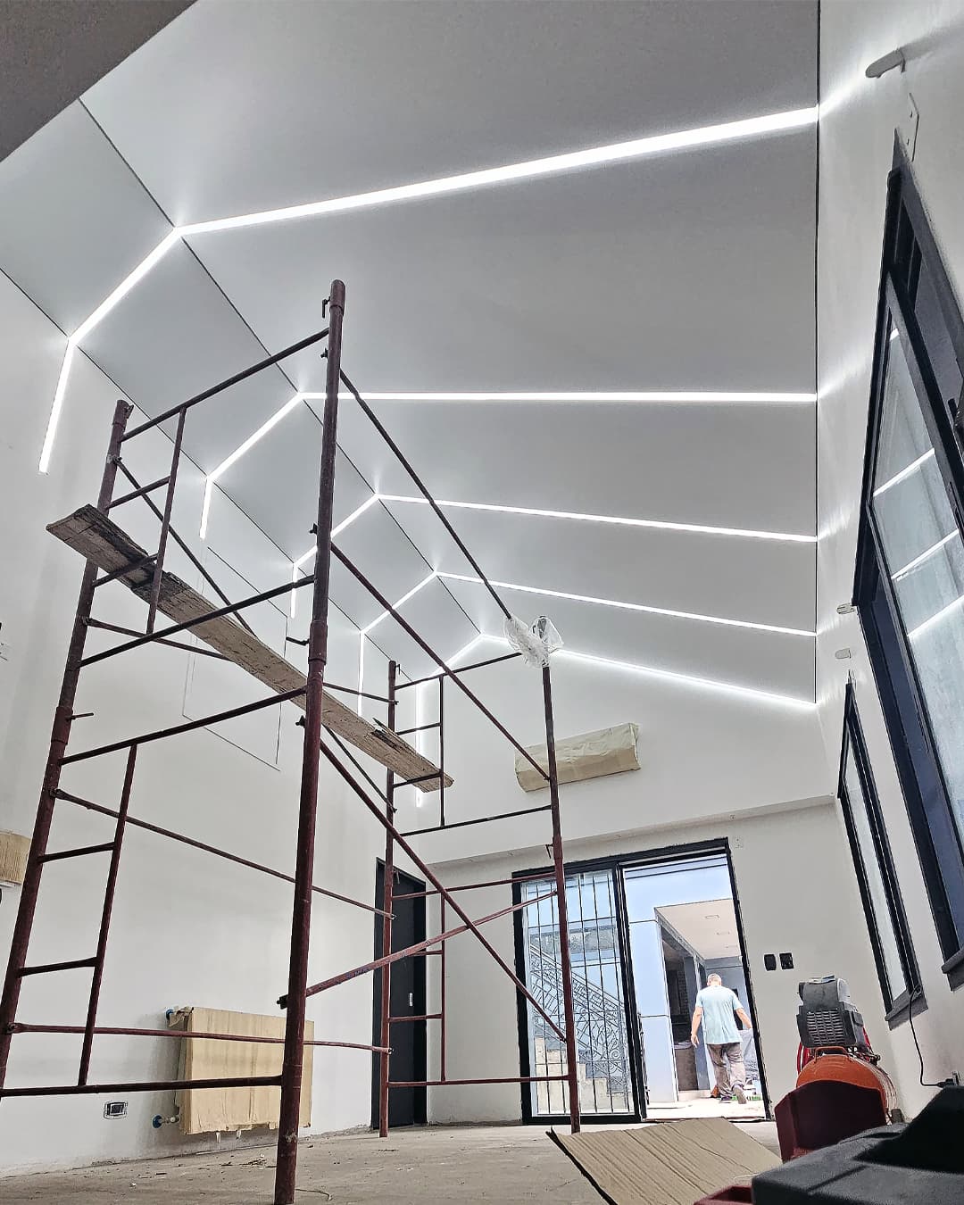 Cielorraso tensado Light lines